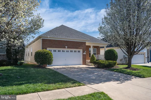 $539,900 | 6227 East Dranesville Drive, Fredericksburg, VA 22407