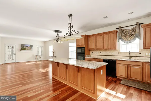 $539,900 | 6227 East Dranesville Drive, Fredericksburg, VA 22407