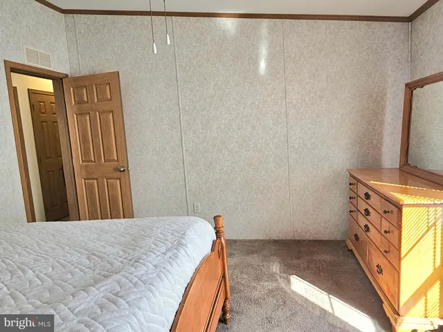 a view of entryway and hall