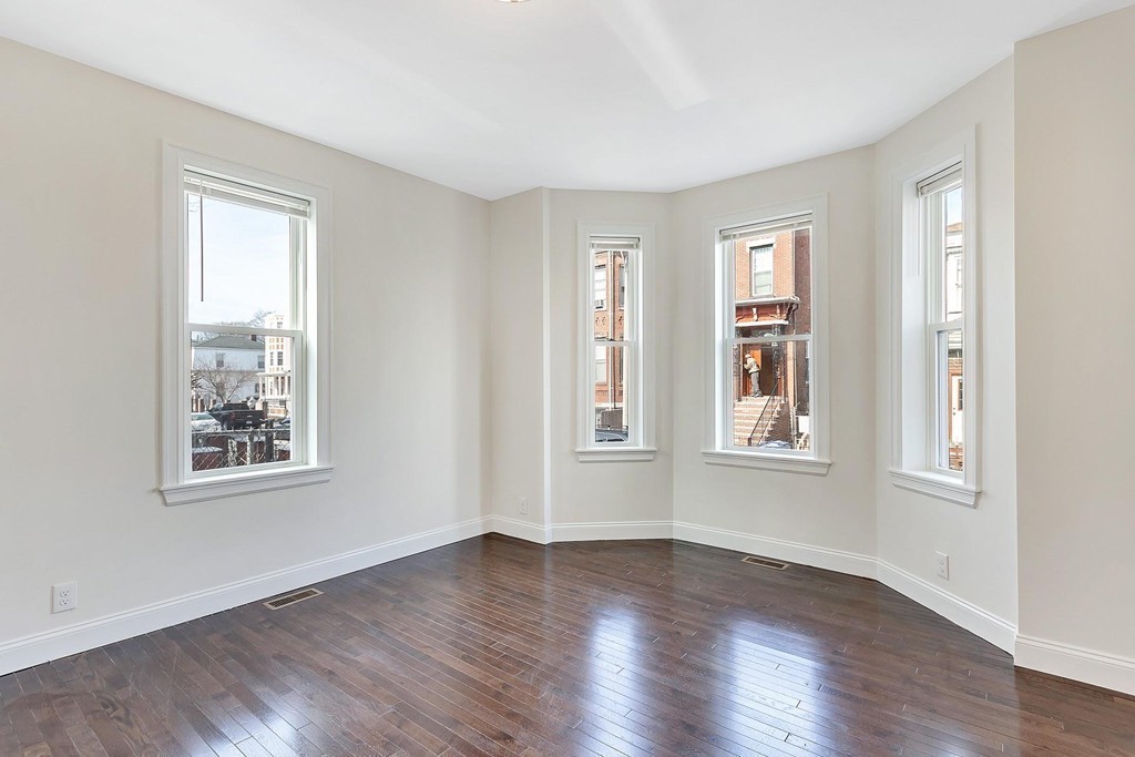 6 West Cottage Street, Unit 1 Boston, MA 02125 - Photo 9 of 12