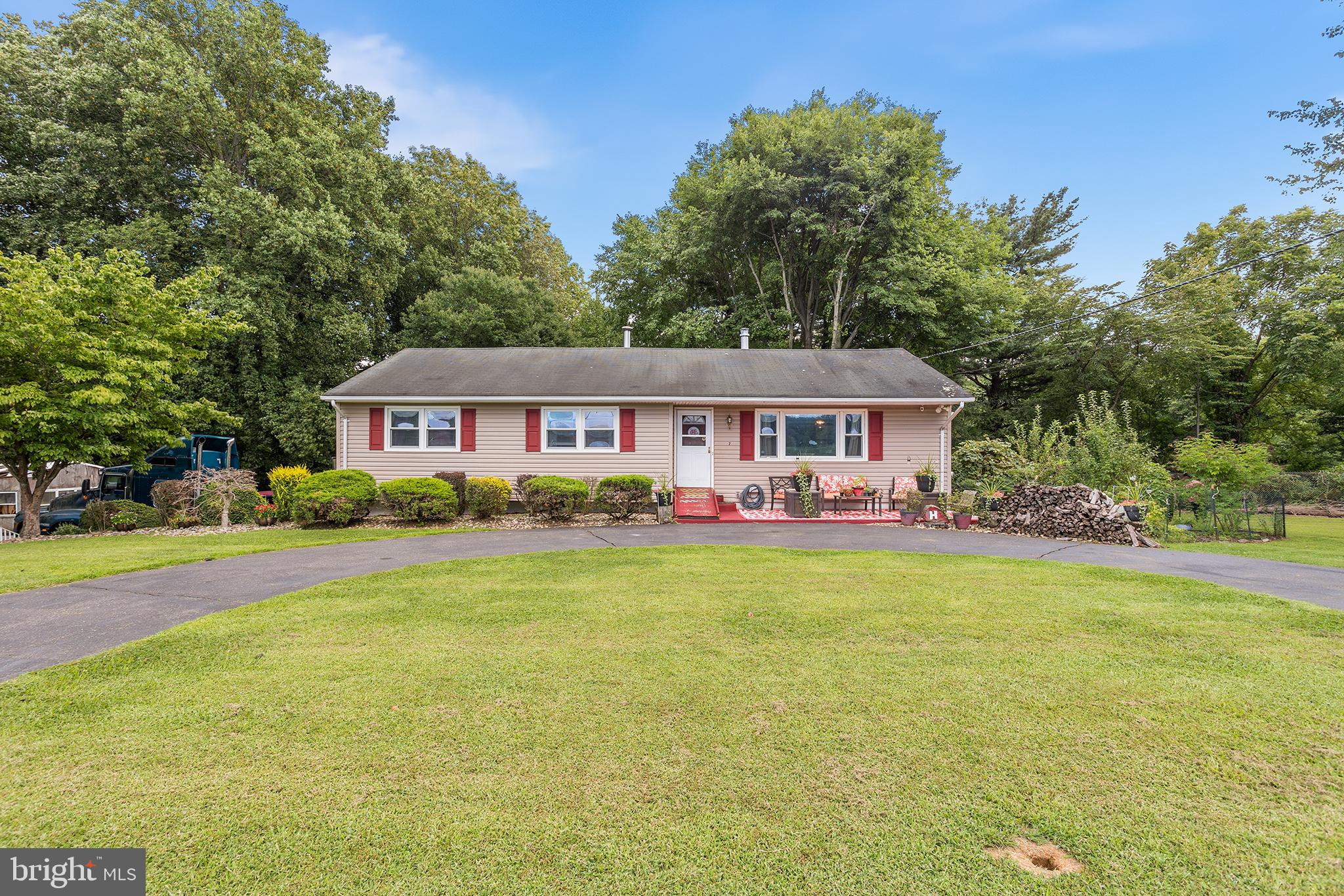 7 Chambers Road Millstone Township, NJ 08510 - Photo 1 of 22 Gallery Image 1