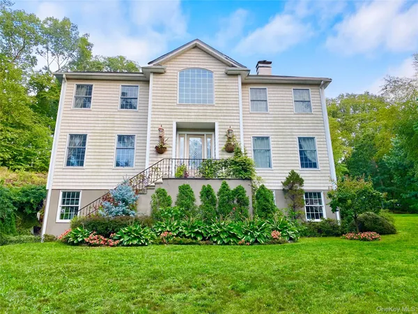 $7,200 | 24 Wilafra Place, Northport, NY 11768