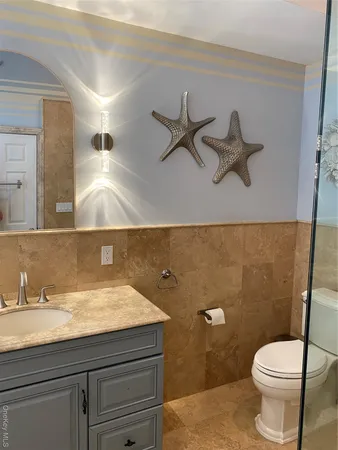 $7,200 | 24 Wilafra Place, Northport, NY 11768