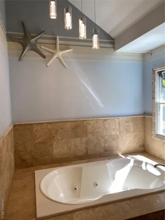 $7,200 | 24 Wilafra Place, Northport, NY 11768