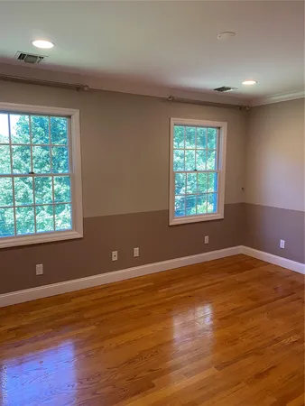 $7,200 | 24 Wilafra Place, Northport, NY 11768