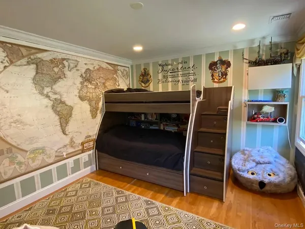 $7,200 | 24 Wilafra Place, Northport, NY 11768