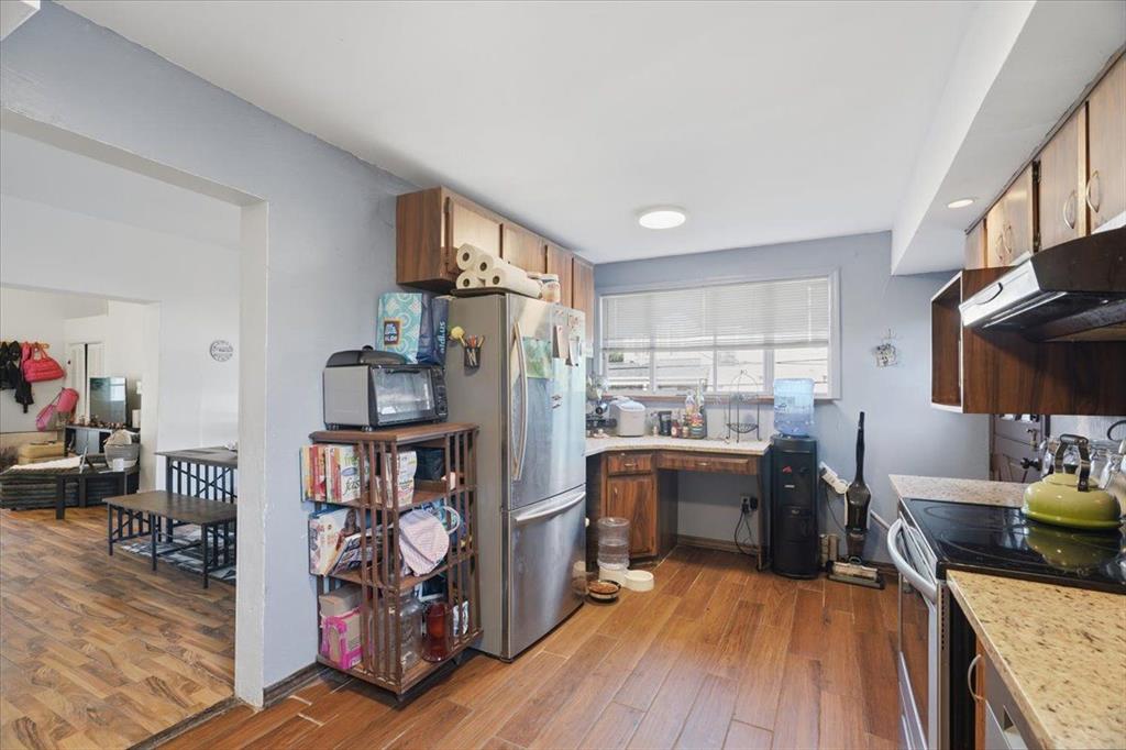 15 Division Street Pittsburgh, PA 15205 - Photo 11 of 44 a view of a kitchen with furniture and a window