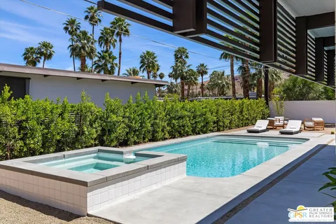 $2,250,000 | 2020 South Navajo Drive, Palm Springs, CA 92264