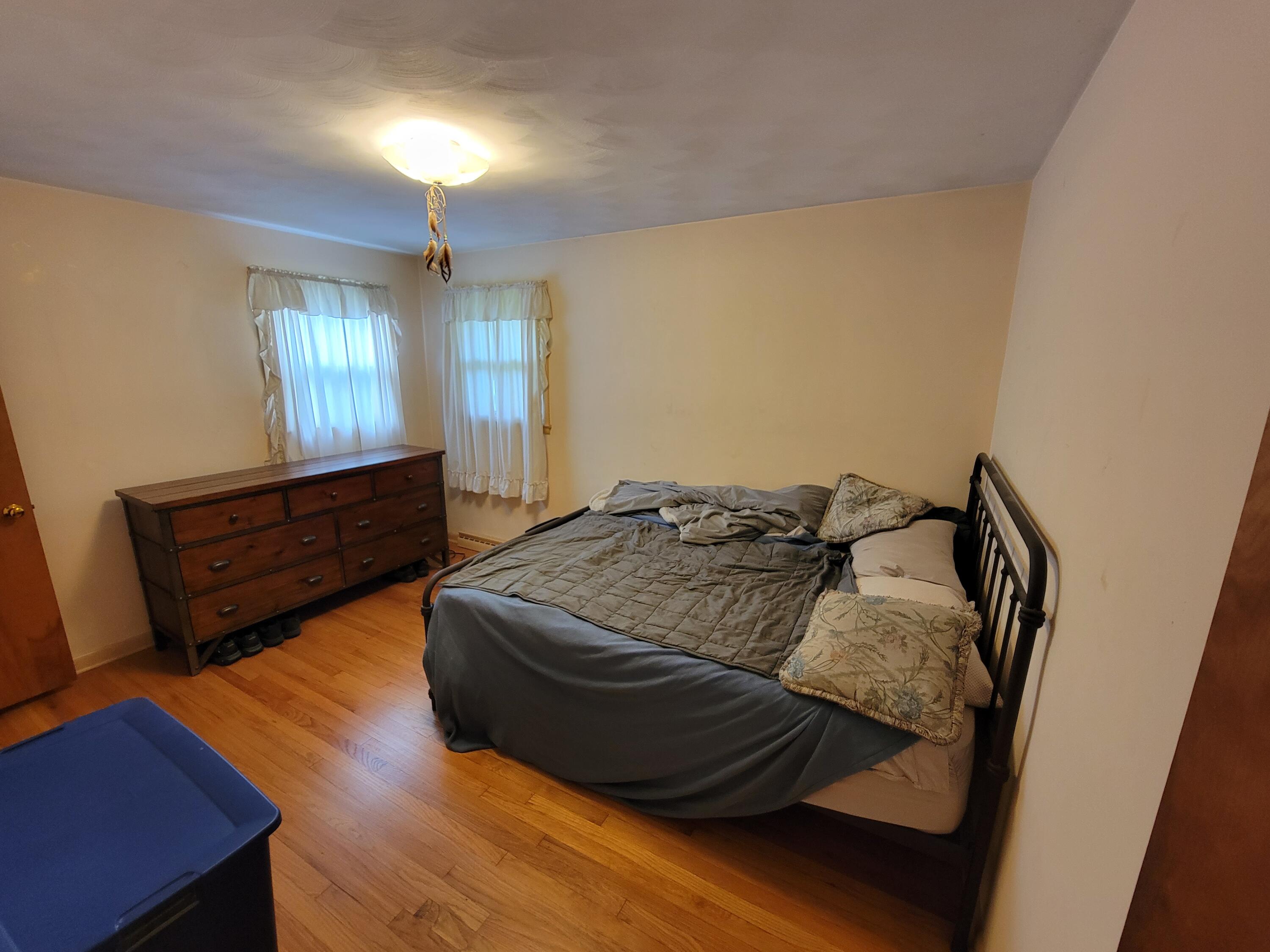 522 North Douglas Avenue Three Rivers, MI 49093 - Photo 10 of 20 20231006_125701