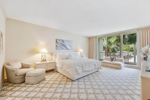 $1,400,000 | 20320 Fairway Oaks Drive, Unit 321, Boca Raton, FL 33434
