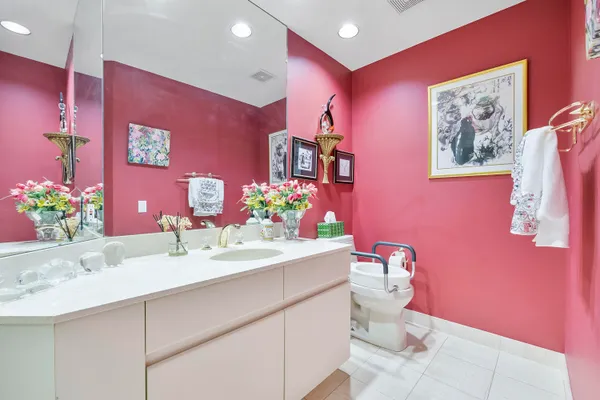 $1,400,000 | 20320 Fairway Oaks Drive, Unit 321, Boca Raton, FL 33434