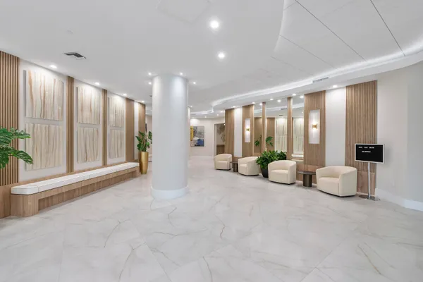 $1,400,000 | 20320 Fairway Oaks Drive, Unit 321, Boca Raton, FL 33434