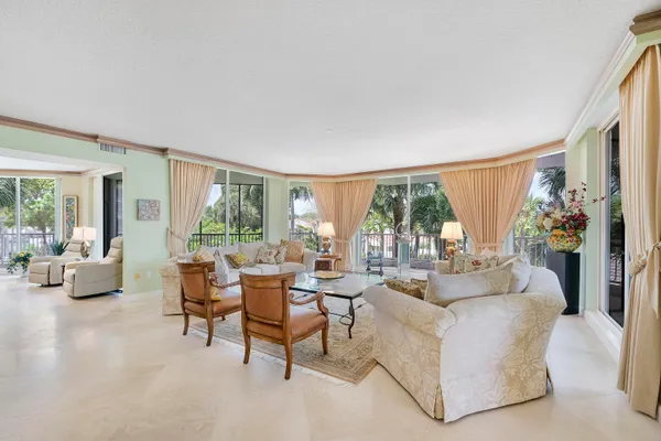 $1,400,000 | 20320 Fairway Oaks Drive, Unit 321, Boca Raton, FL 33434