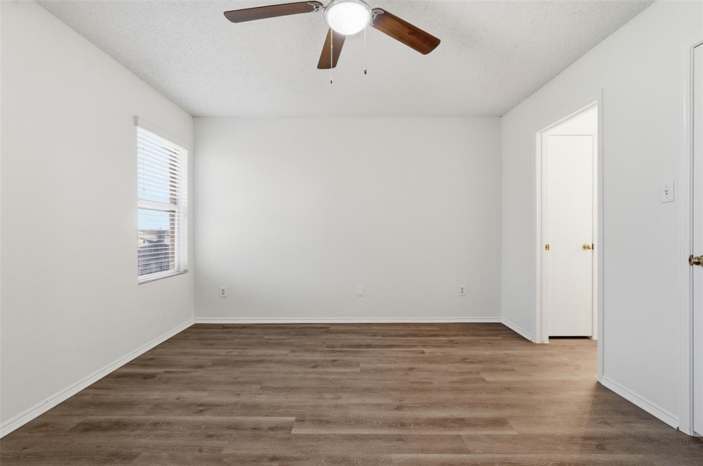 641 Green Mountain Road Burleson, TX 76028 - Photo 18 of 32