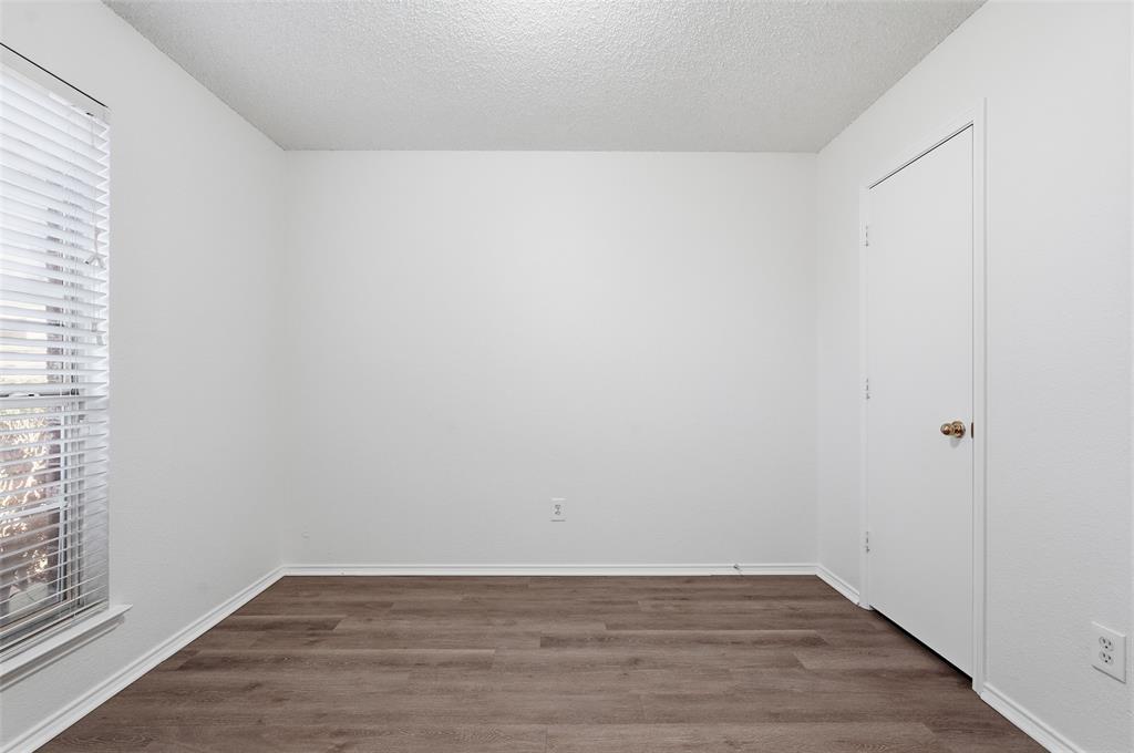 641 Green Mountain Road Burleson, TX 76028 - Photo 21 of 32