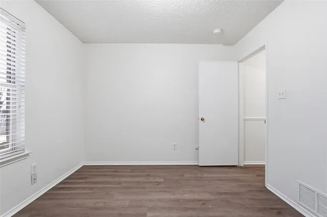 $230,000 | 641 Green Mountain Road, Burleson, TX 76028