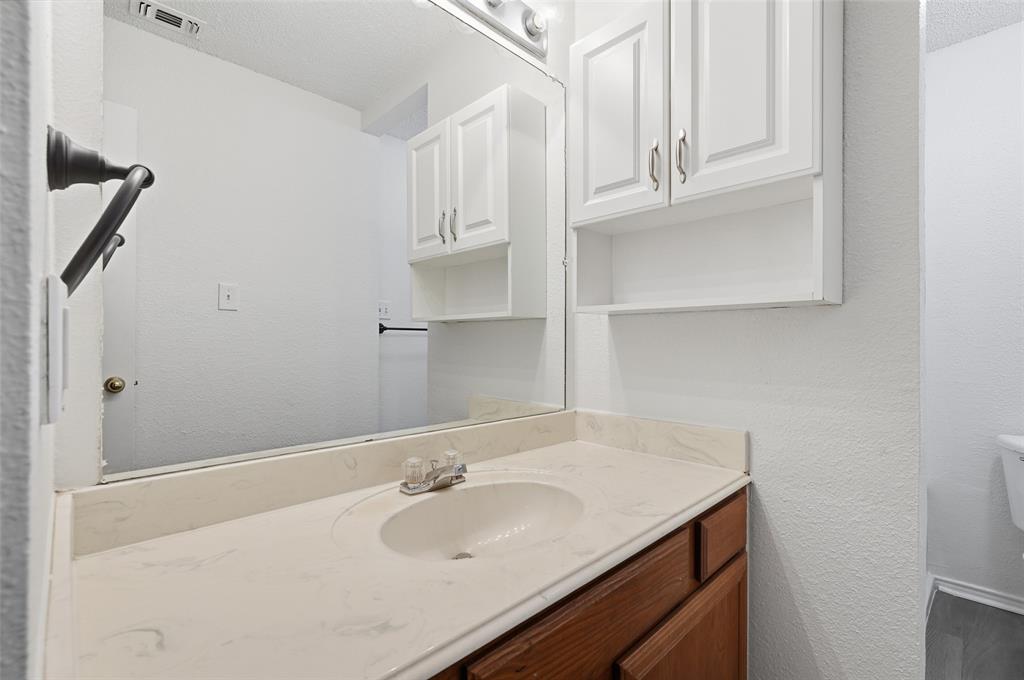 641 Green Mountain Road Burleson, TX 76028 - Photo 26 of 32