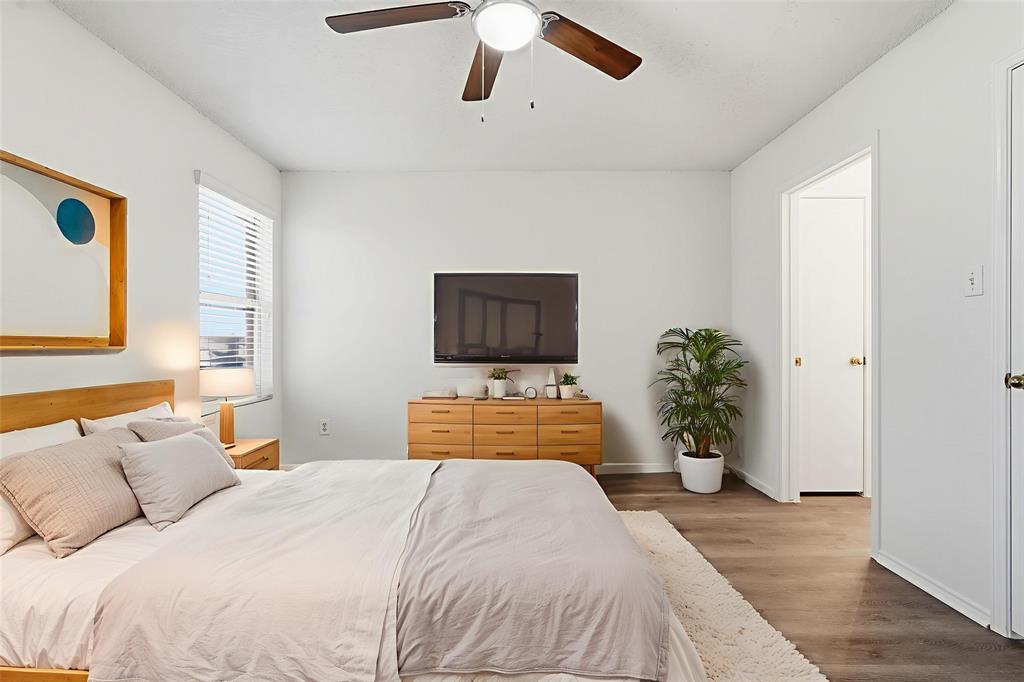 641 Green Mountain Road Burleson, TX 76028 - Photo 6 of 32