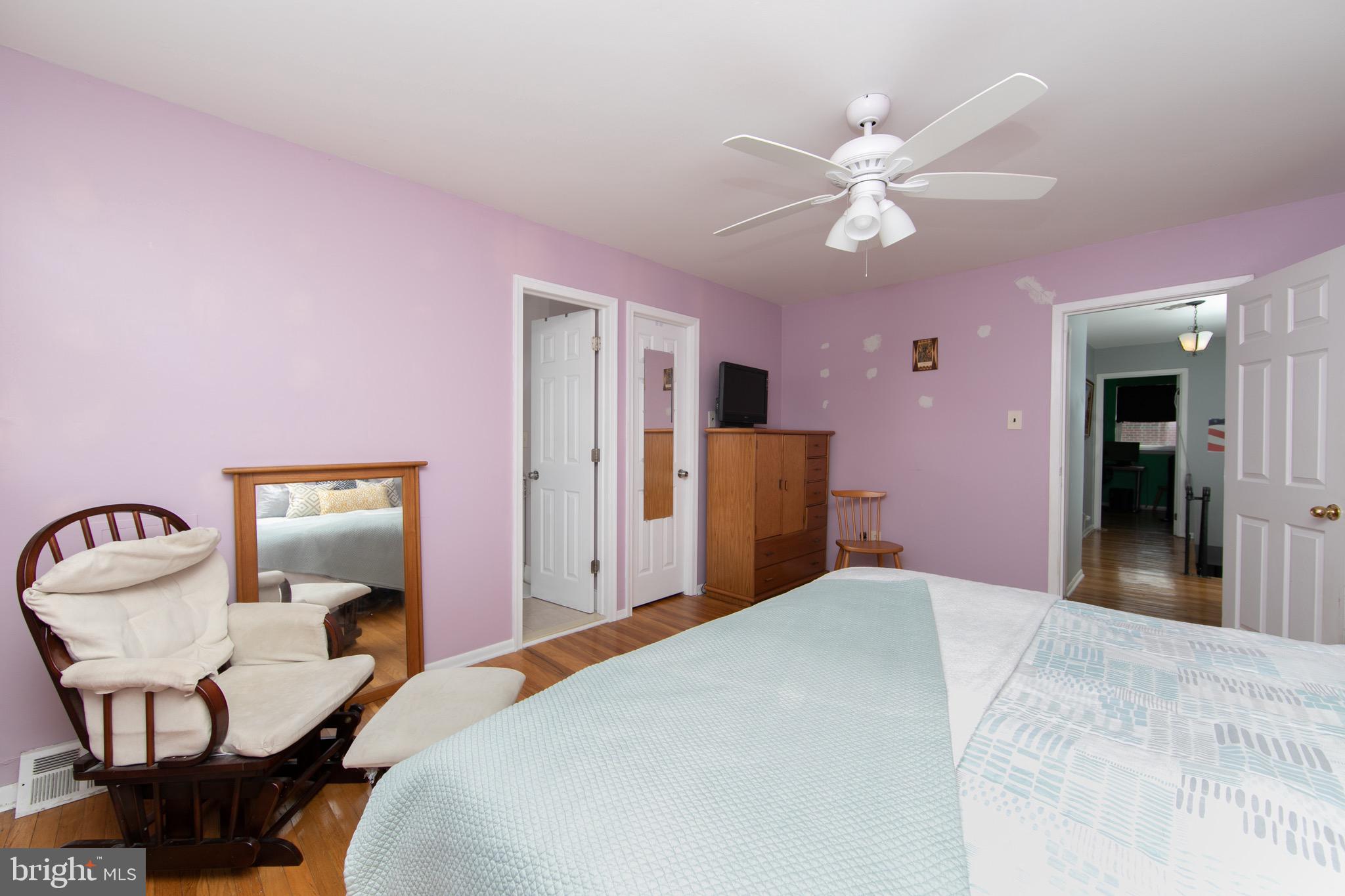 10927 Lockart Road Philadelphia, PA 19116 - Photo 14 of 40 Master Bedroom