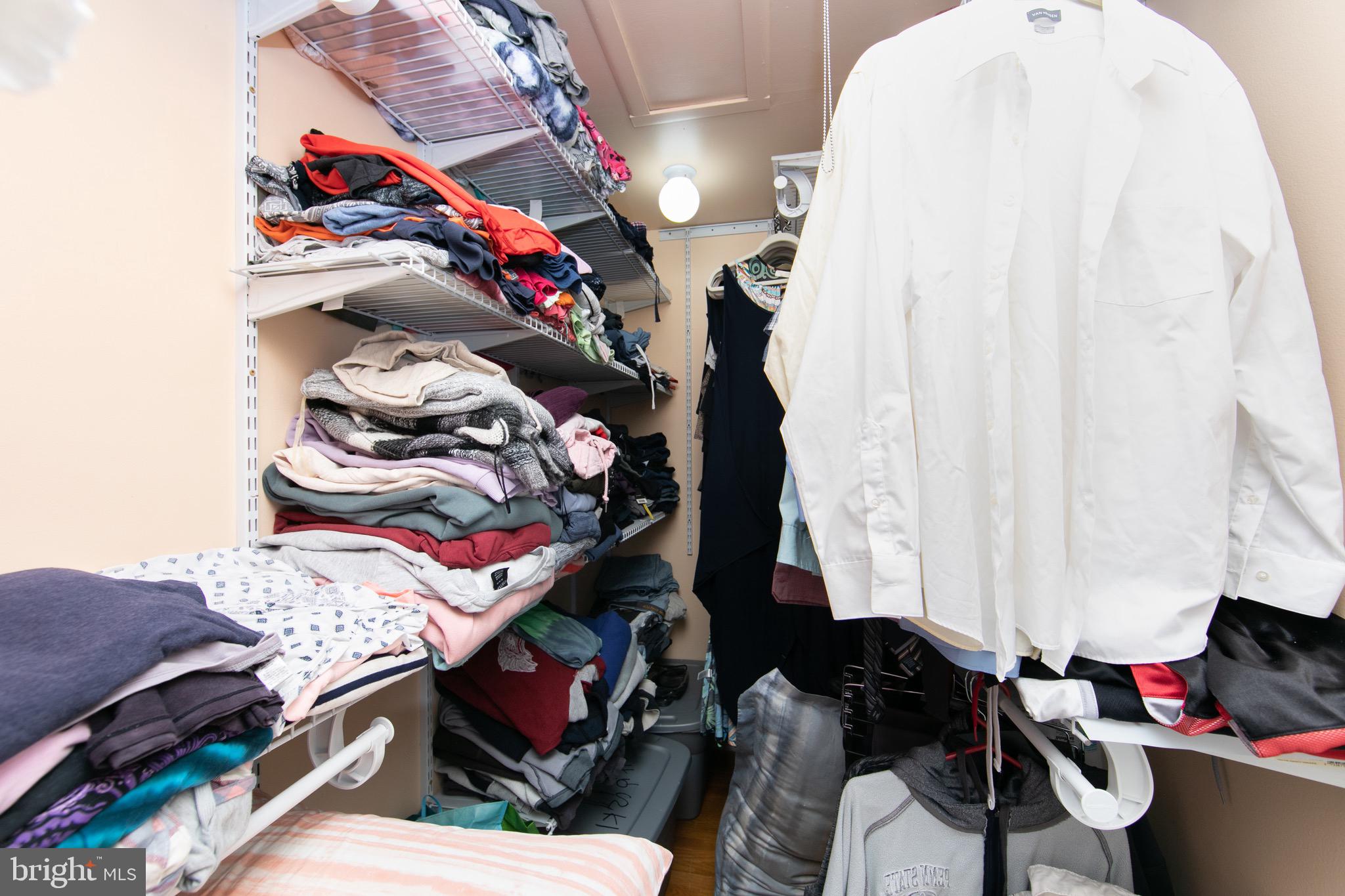 10927 Lockart Road Philadelphia, PA 19116 - Photo 16 of 40 Master walk in closet