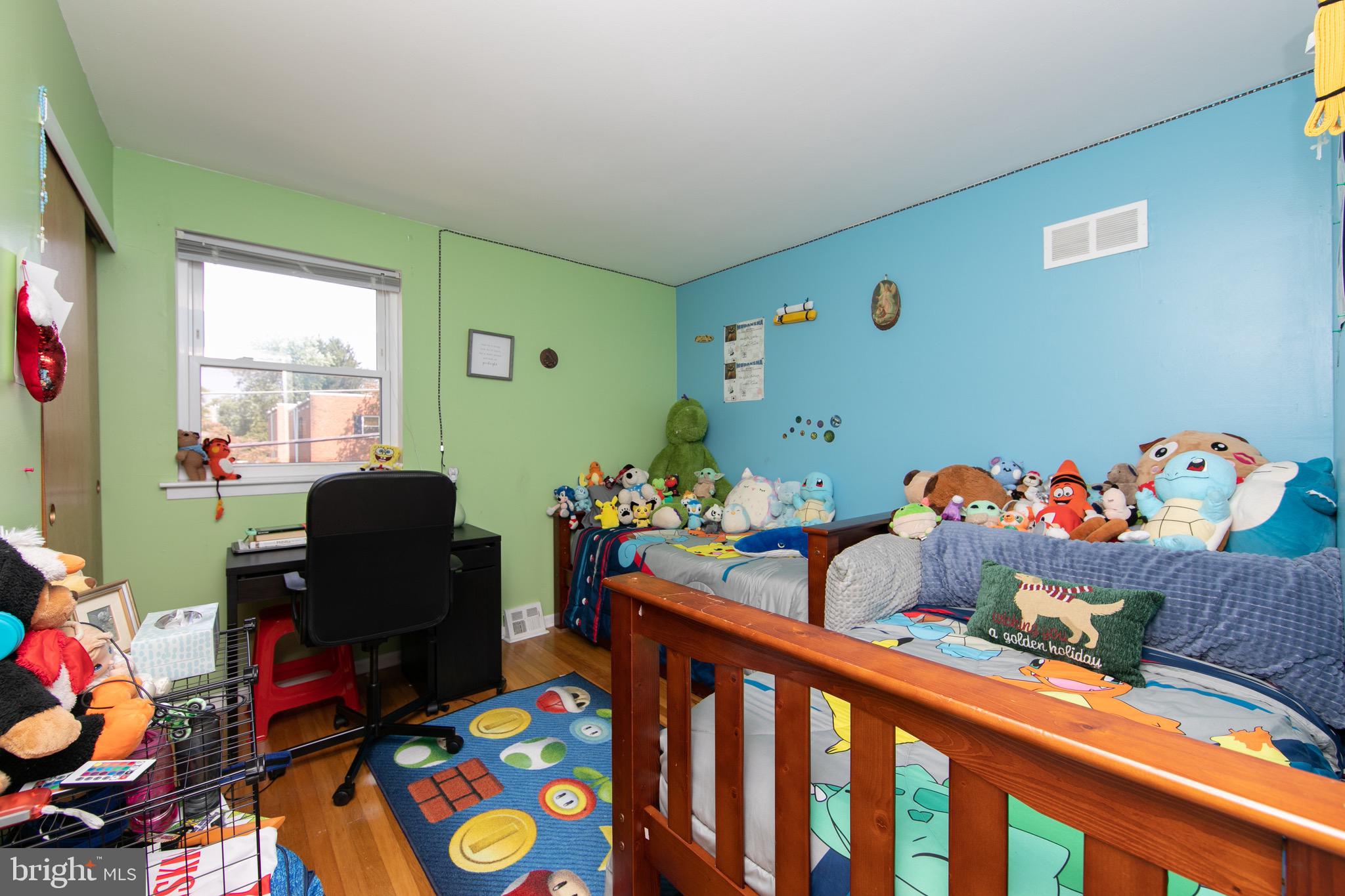 10927 Lockart Road Philadelphia, PA 19116 - Photo 17 of 40 Bedroom #2