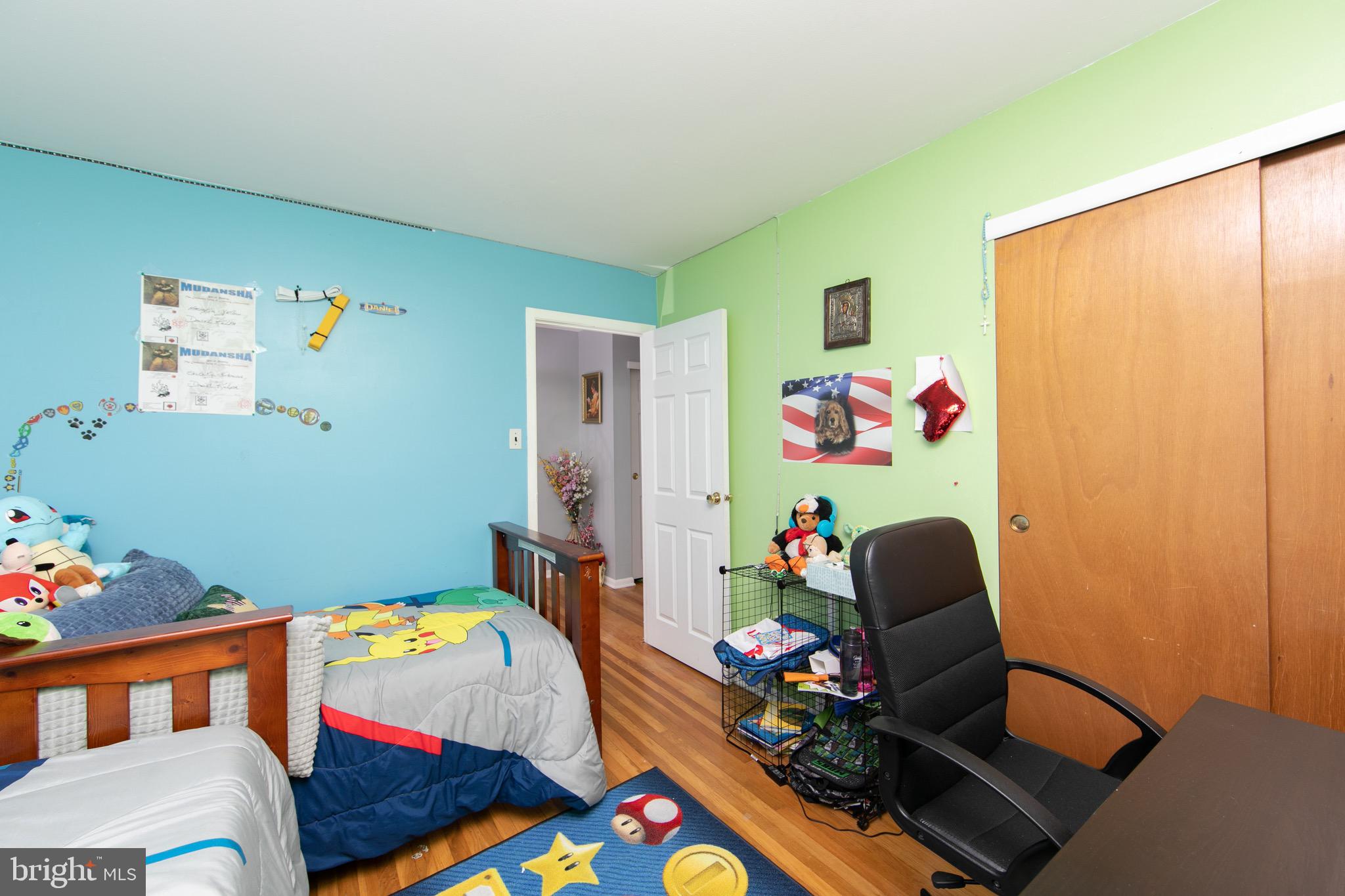 10927 Lockart Road Philadelphia, PA 19116 - Photo 19 of 40 Bedroom #2