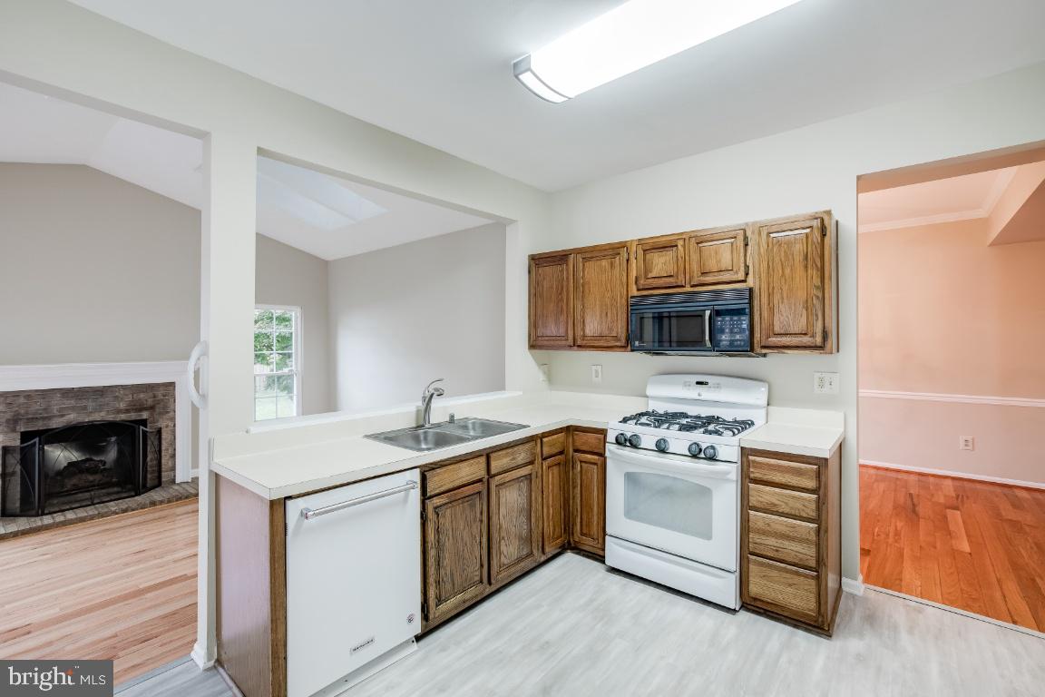 7032 Bedrock Road Alexandria, VA 22306 - Photo 11 of 41 Gallery Image 11