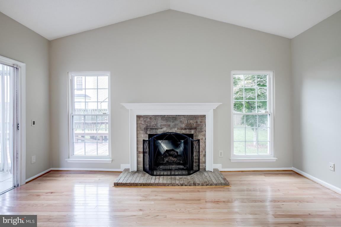 7032 Bedrock Road Alexandria, VA 22306 - Photo 16 of 41 Gallery Image 16