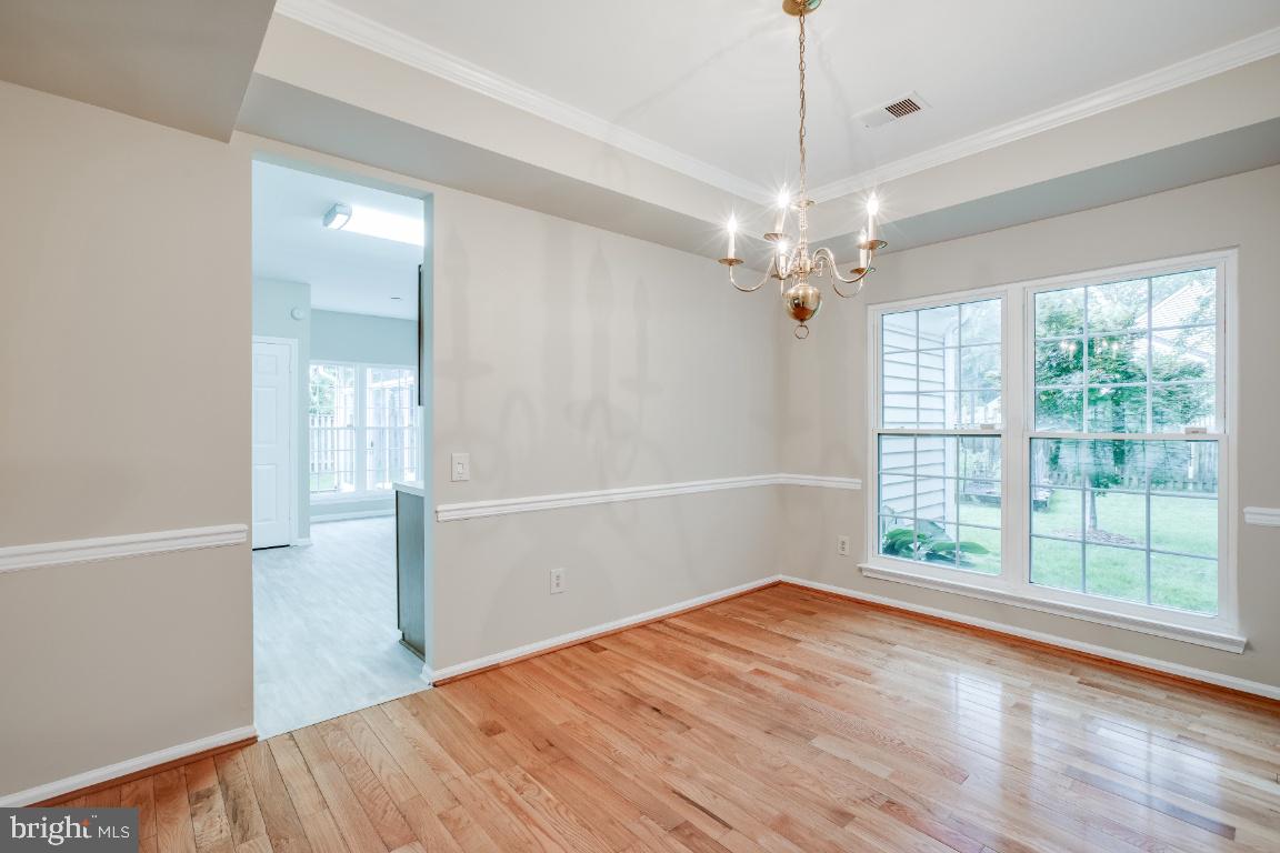 7032 Bedrock Road Alexandria, VA 22306 - Photo 9 of 41 Gallery Image 9
