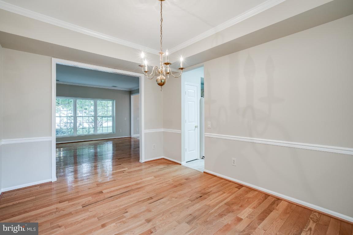 7032 Bedrock Road Alexandria, VA 22306 - Photo 10 of 41 Gallery Image 10