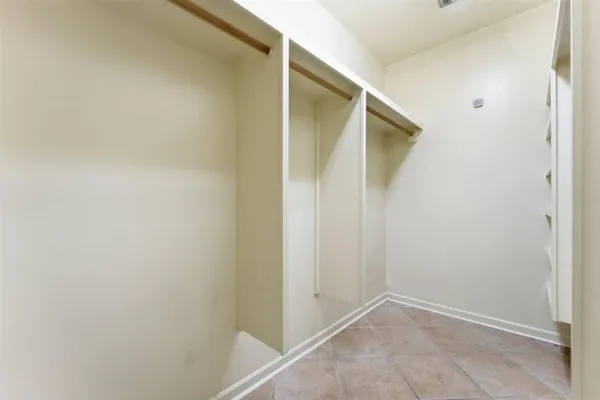 $1,600 | 620 Bienville Street, Lake Charles, LA 70607