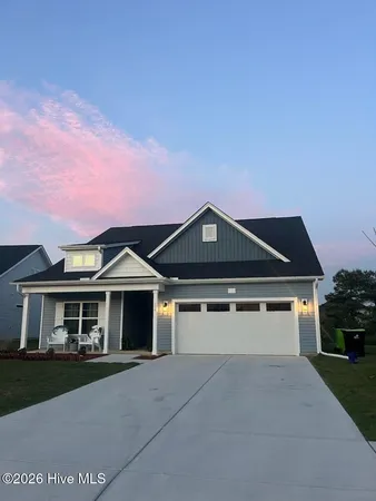 $440,000 | 204 Balustrade Way, Hampstead, NC 28443