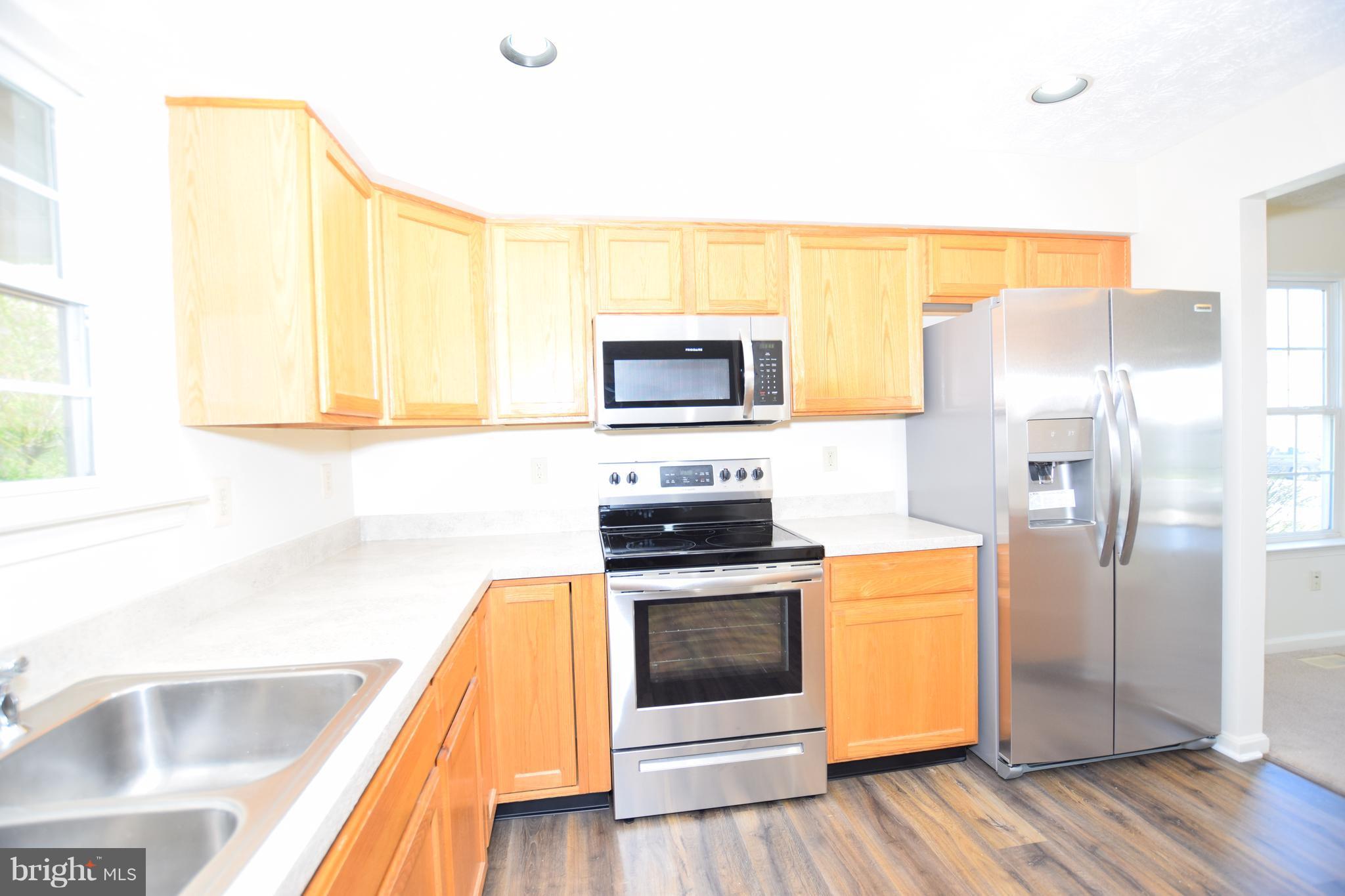 356 Enfield Road Joppa, MD 21085 - Photo 8 of 30 All New Appliances, Counters, Recess Lights!