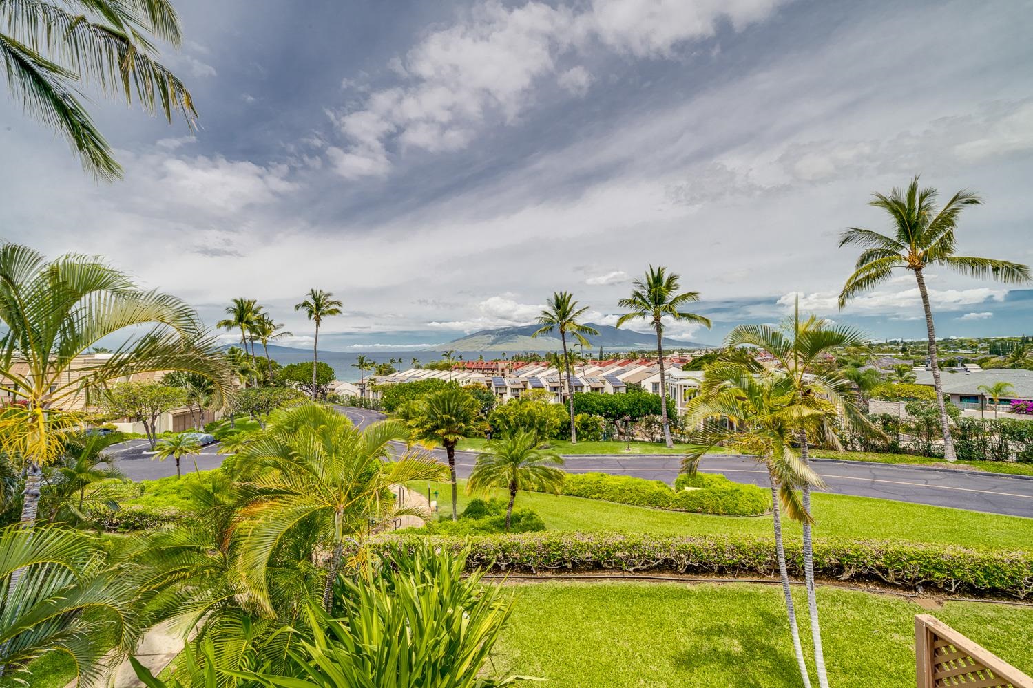 2777 South Kihei Road, Unit J214 Kihei, HI 96753 - Photo 38 of 46 a view of a yard with an outdoor seating