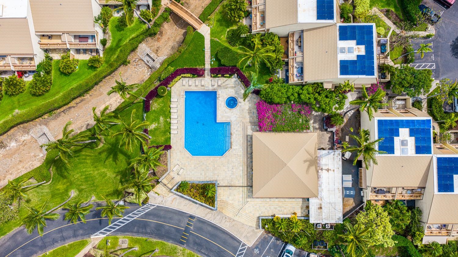 2777 South Kihei Road, Unit J214 Kihei, HI 96753 - Photo 41 of 46 an aerial view of a house with swimming pool and garden