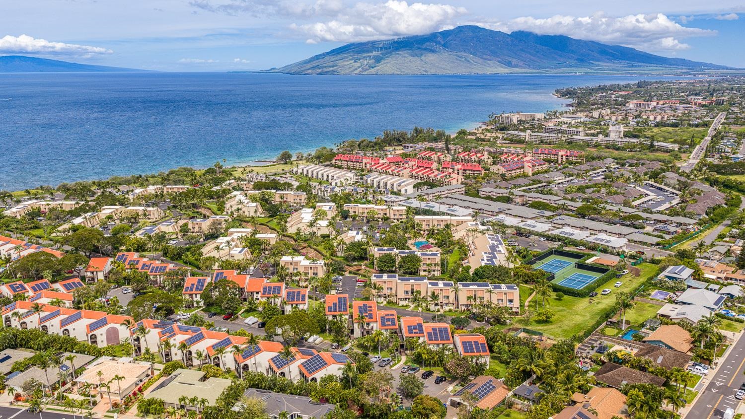 2777 South Kihei Road, Unit J214 Kihei, HI 96753 - Photo 44 of 46 a view of a sky from a balcony