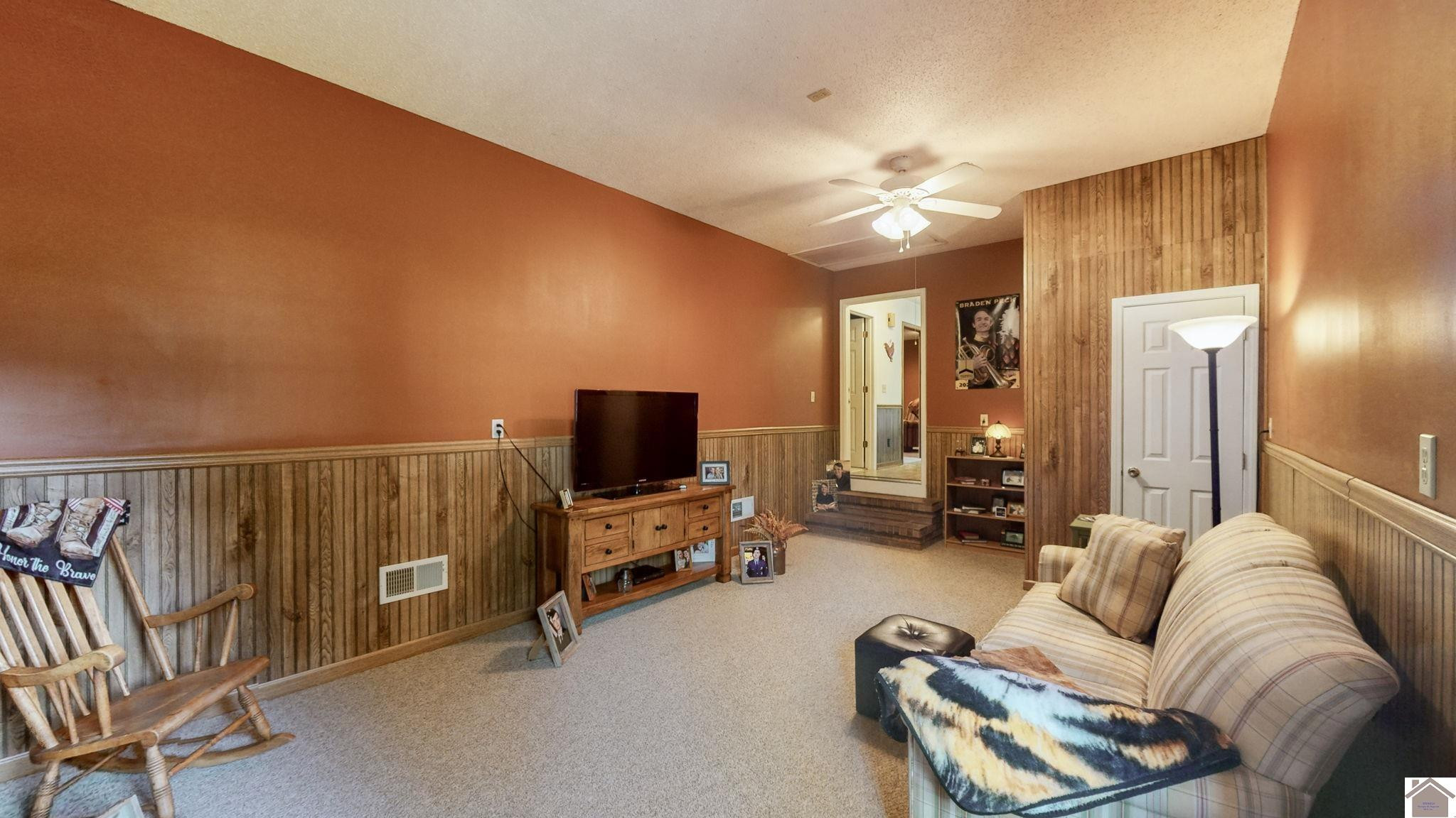 573 Wiswell Road West Murray, KY 42071 - Photo 15 of 32 Photo 15