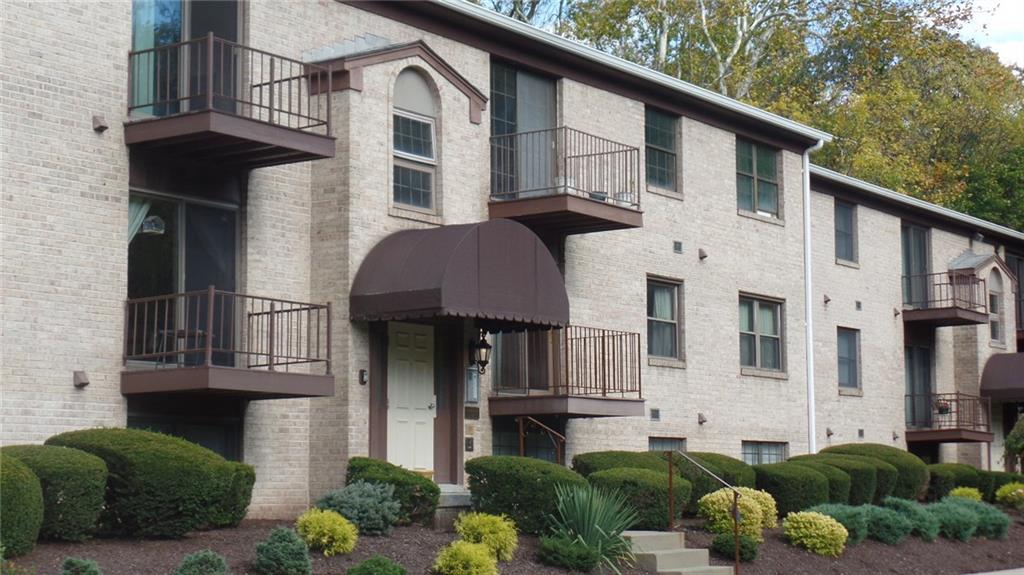 300 Gilkeson Road Pittsburgh, PA 15228 - Photo 1 of 24 Gallery Image 1