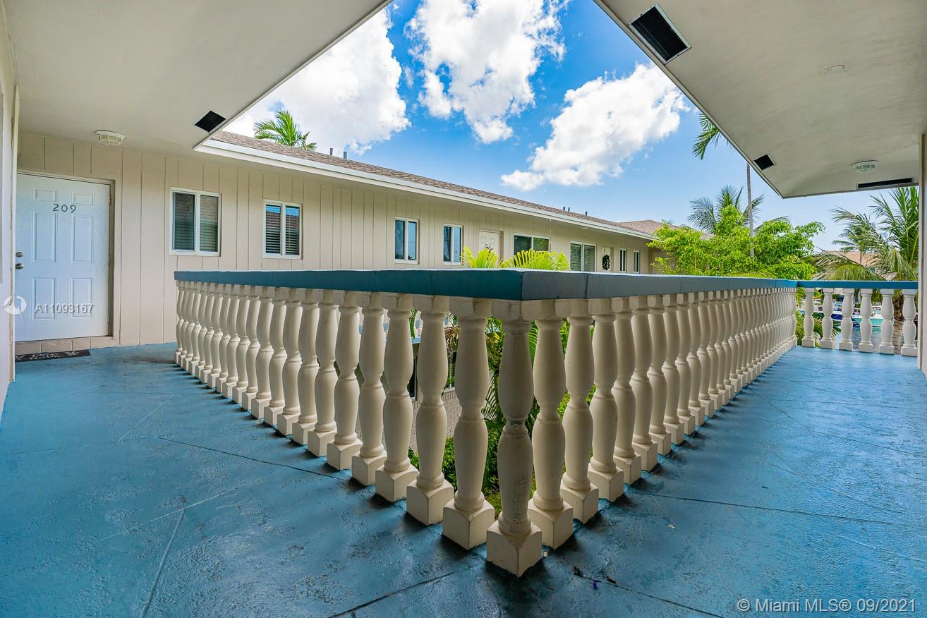 199 East McNab Road, Unit 207 Pompano Beach, FL 33060 - Photo 12 of 31