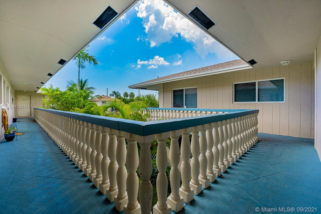 199 East McNab Road, Unit 207 Pompano Beach, FL 33060 - Photo 13 of 31