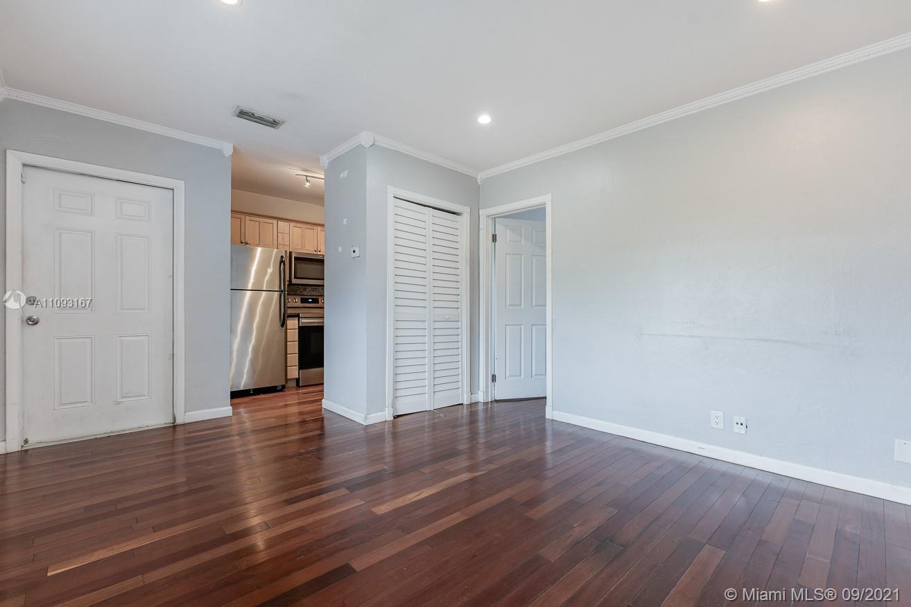 199 East McNab Road, Unit 207 Pompano Beach, FL 33060 - Photo 5 of 31