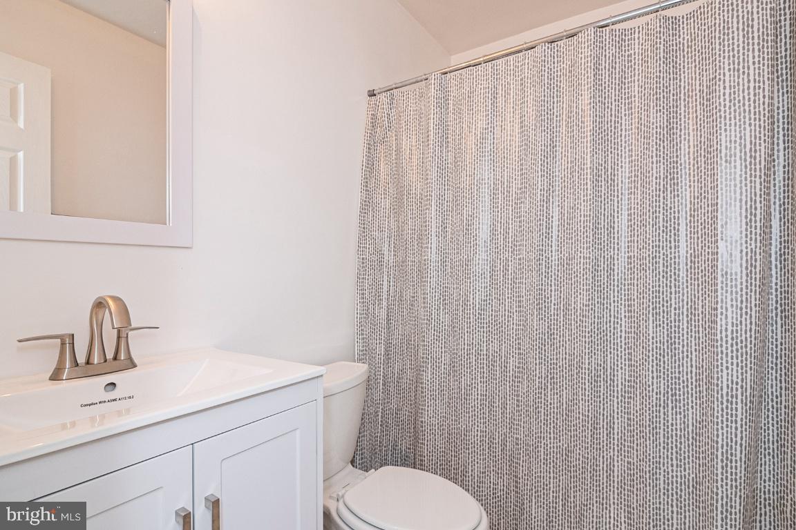 2017 Spring Grove Drive Accokeek, MD 20607 - Photo 28 of 35 BASEMENT FULL BATH