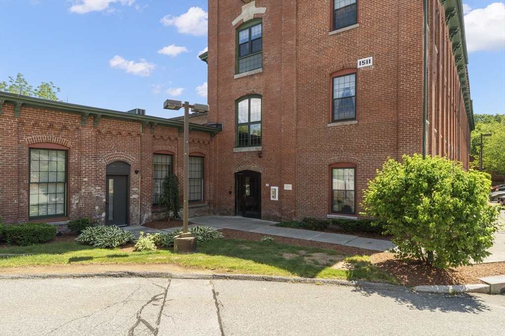1511 Main Street, Unit C305 Worcester, MA 01603 - Photo 3 of 26