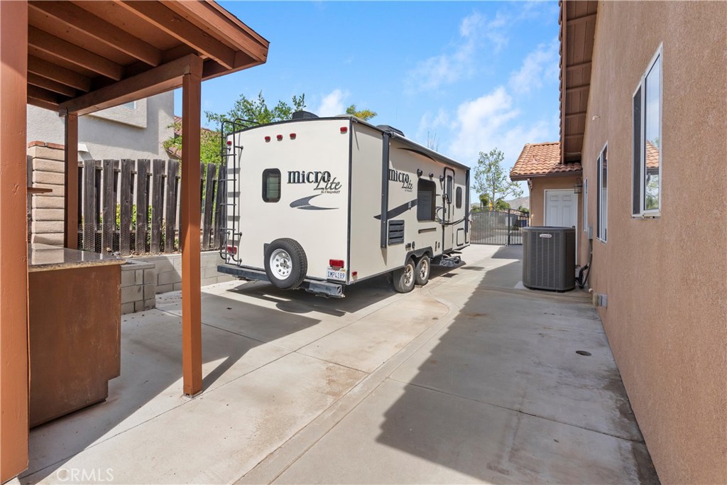 6717 Mission Grove Parkway North Riverside, CA 92506 - Photo 44 of 58