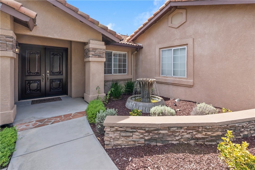 6717 Mission Grove Parkway North Riverside, CA 92506 - Photo 9 of 58 a front view of a house