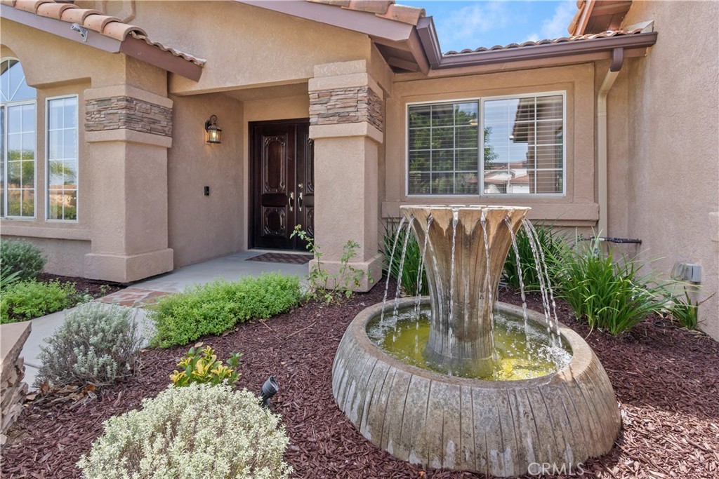 6717 Mission Grove Parkway North Riverside, CA 92506 - Photo 10 of 58