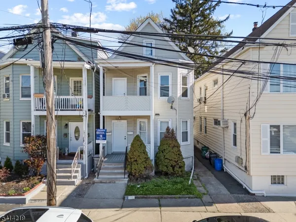 $3,000 | 322 Rutherford Boulevard, Clifton, NJ 07014