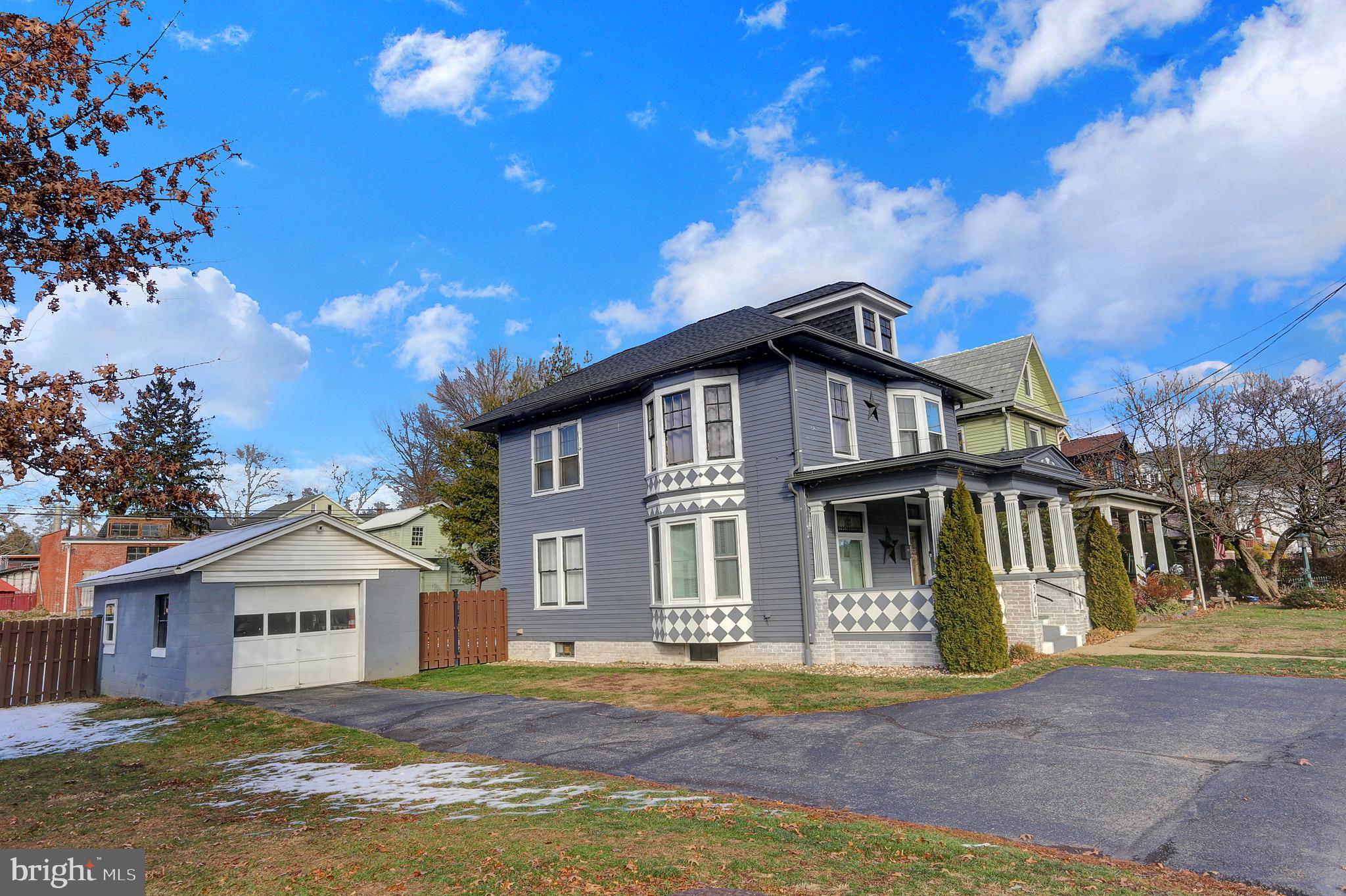 541 Union Street Millersburg, PA 17061 - Photo 4 of 50