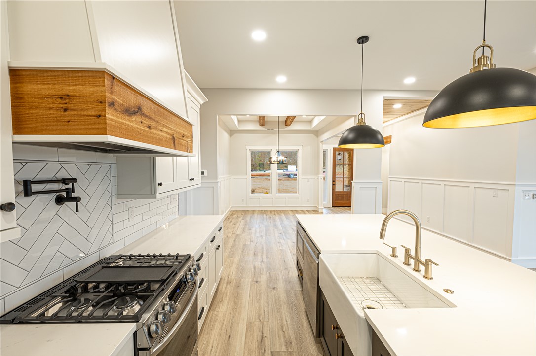110 Hart Road Anderson, SC 29621 - Photo 13 of 31 This bright kitchen features modern appliances and an inviting open concept design, ideal for gatherings.
