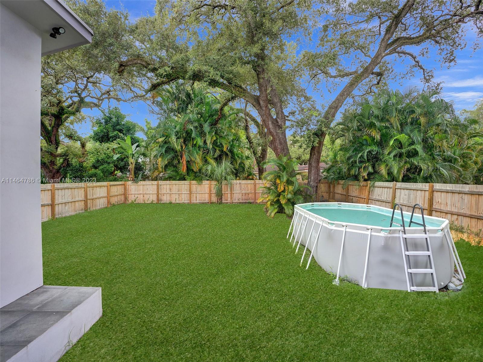 1543 Southwest 32nd Street Fort Lauderdale, FL 33315 - Photo 28 of 33 a view of a bathtub in a yard